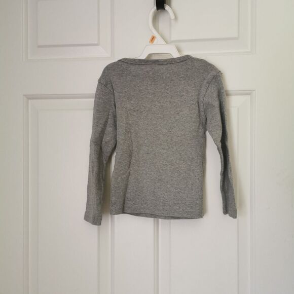 2/$20 Disney long sleeve shirt size 3 - Picture 3 of 3